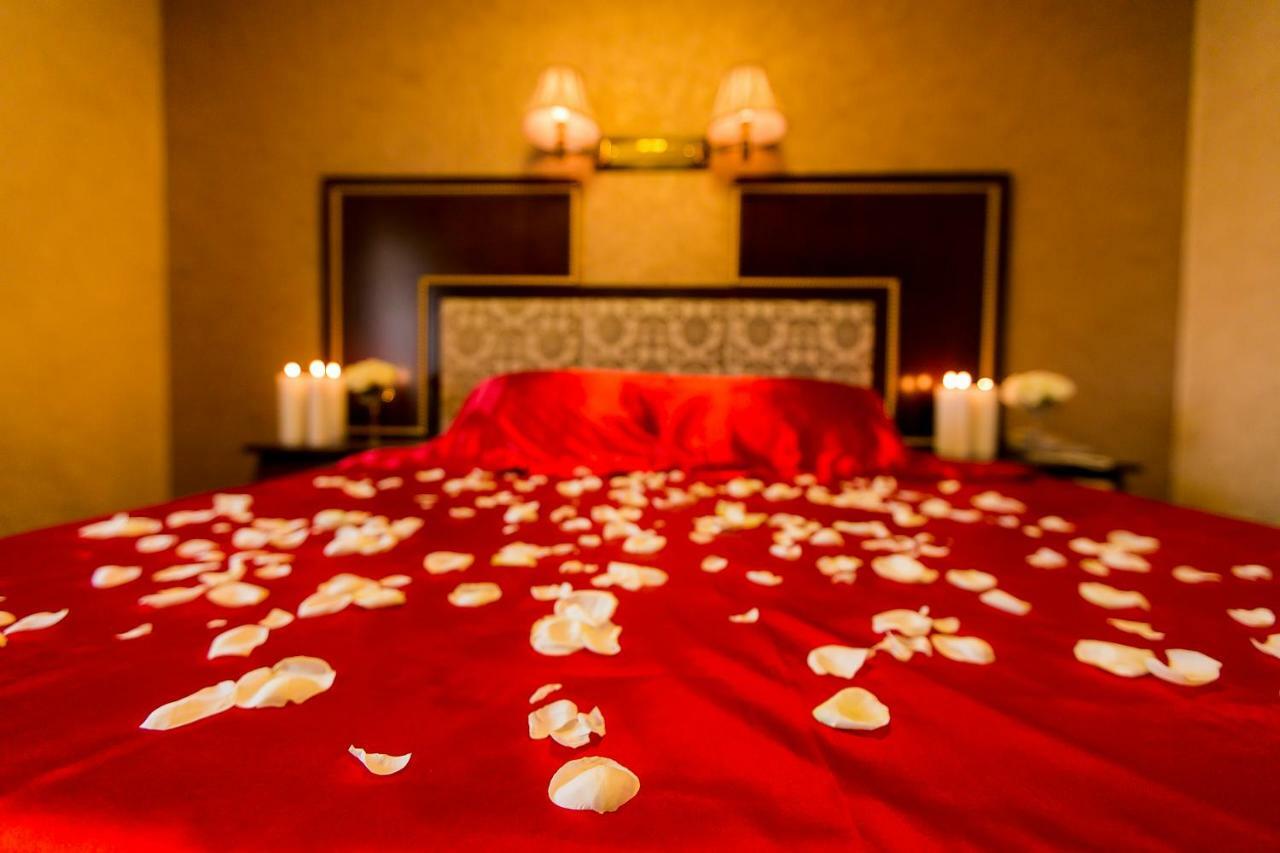 צ'רנוביץ Allureinn Hotel And Spa מראה חיצוני תמונה